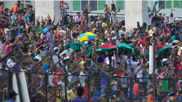 ban-vs-pak-fan-photos5.jpg