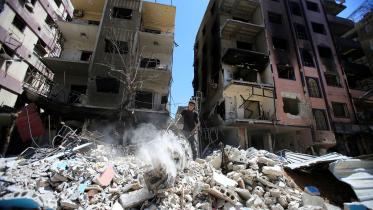 2018-04-16T151118Z_1003220418_RC1619D993E0_RTRMADP_3_MIDEAST-CRISIS-SYRIA.JPG