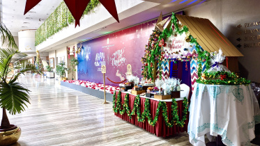 Christmas_Decoration.jpg