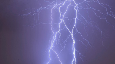 Lightning-web.jpg