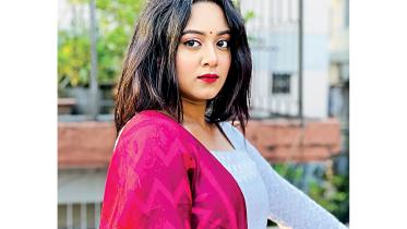 Prarthana-Fardin-Dighi.jpg