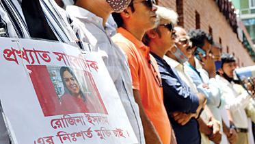stage-a-protest-for-rozina.jpg