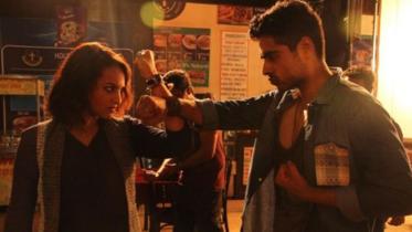 A R Murugadoss, Akira, Bollywood, Sonakshi Sinha, eponymous protagonist, Movie Review, college student