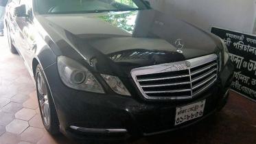 Apan-jewellers-car-web.jpg