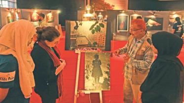 AUW Photo Carnival concludes at the port city