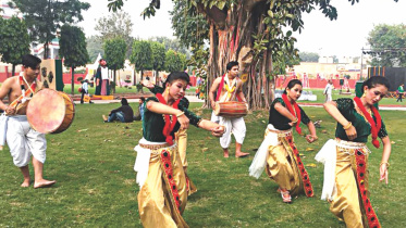 Bangladeshi children wow Delhi audience