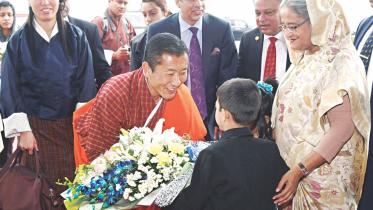 Engage with New Delhi for importing hydropower