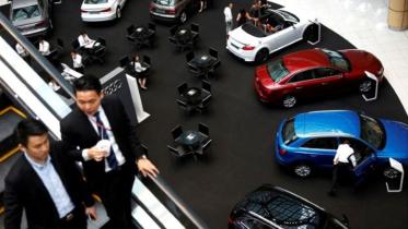 Singapore to halt car population growth from next year