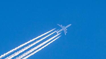 Contrails-1.jpg