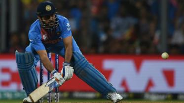 Dhoni_AFP.jpg
