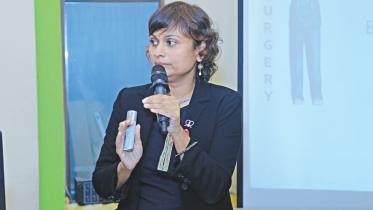 Dr Radhika.jpg
