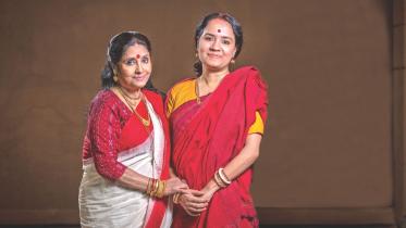 mother-daughter duo
