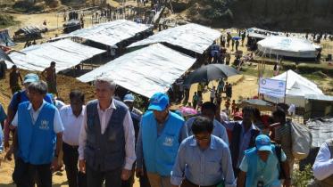 Bangladesh needs "massive international assistance" to feed and shelter the 436,000 Rohingyas who have fled Myanmar in recent weeks, the head of the UN refugee agency says.
