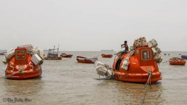 65-day fishing ban at sea in Bangladesh 2024