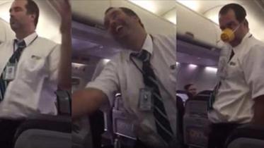 flight-attendant-WEB.jpg