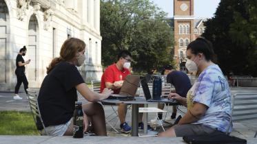Thinking about a career in Europe? Career Lover Bison says it’s easy