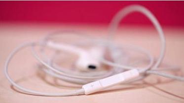 headphone.JPG