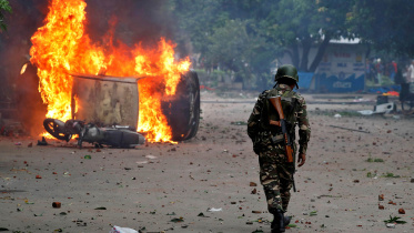 india-clash-web-1.jpg