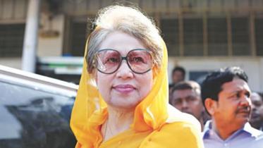 Khaleda Zia dental treatment