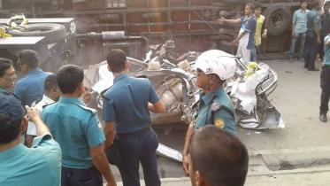 Khilkhet-road-crash-3.jpg