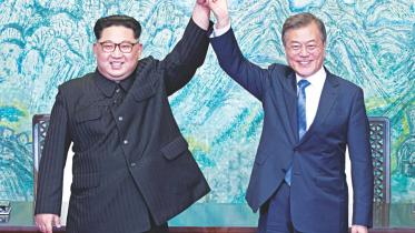 kim moon meet.jpg