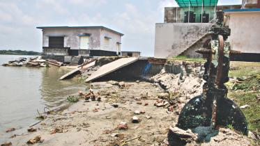 Kirtonkhola.jpg