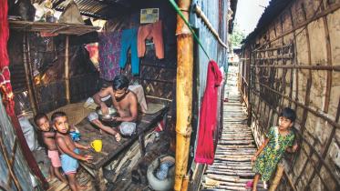kurail slum 1.jpg