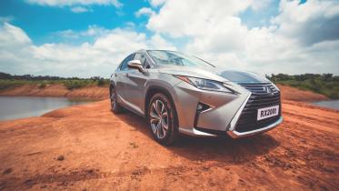lexus 1.jpg