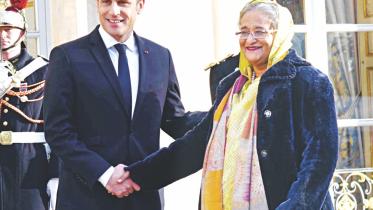 macron.jpg