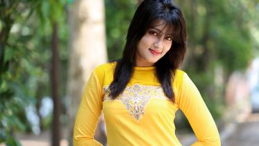 Mahiya Mahi.jpg