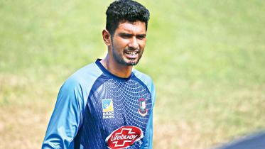 Bangladesh Al-rounder Mahmudullah Riyad Fit to bowl