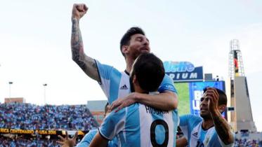 Lionel Messi, Argentina, Venezuela,  Copa America, Barcelona, Chile, Mexico, Copa semi-final, Alexis Sanchez, Arturo Vidal,Manchester United, Gonzalo Higuain, Eduardo Varga, Messi sets record for Argentina