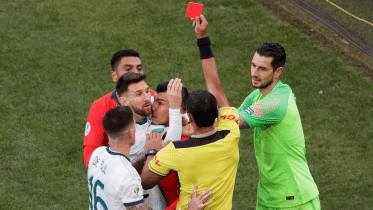 Messi-Medel.gif