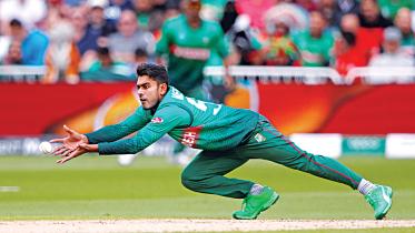 Mehedi Hasan Miraz athletic fielding 
