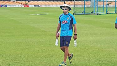 Bangladesh Batting Consultant Neil McKenzie in Leicestershire 