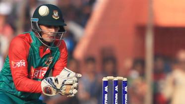 Nurul-Hasan-wicket-keeper-wb.jpg