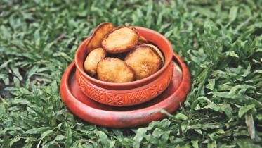Of Plenty and Pitha