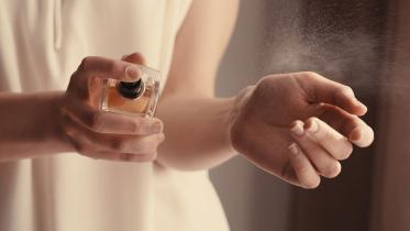 Perfume-wb.jpg