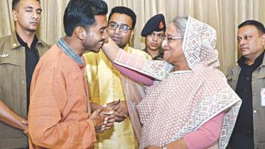 PM Sheikh Hasina, Nurul Haque Nur
