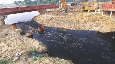 polluting water.jpg