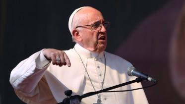 pope-wb.jpg