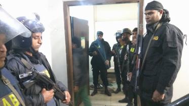 suspected militant hideout at West Nakhalpara 