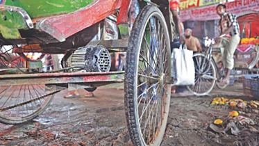 Steps to stop operations of battery-run rickshaws in Dhaka on the way: Quader