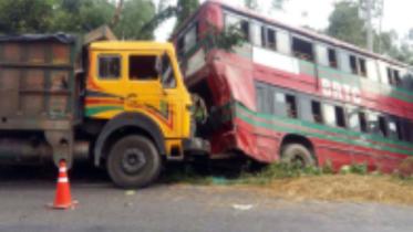 road crash.jpg