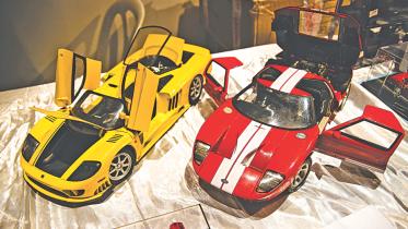 Children play more when they have fewer toys 