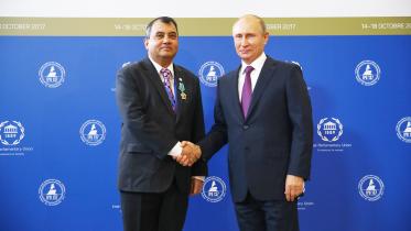 Russian President Vladimir Putin honours Inter-Parliamentary Union President Saber Hossain Chowdhury