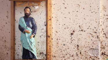 sri-lanka-blasts-reuters-wb.jpg