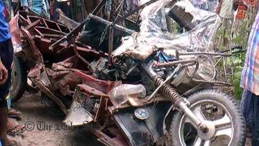 Tangail crash.jpg