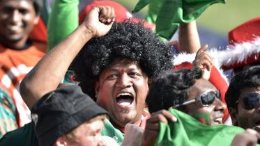 Bangladesh fans