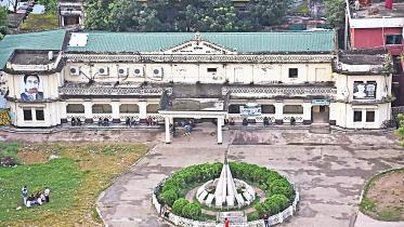 Town-Hall-building-in-Cumilla-city.jpg